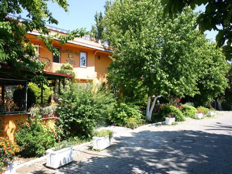 Mandalinn Hotel Далян Екстериор снимка